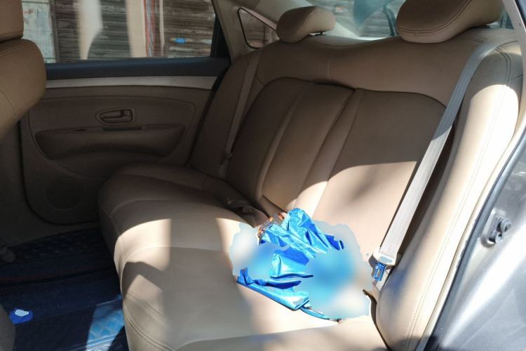 Used Nissan Sylphy 2012 Classic 1.6XE Automatic Comfort Edition Left Rear Seat