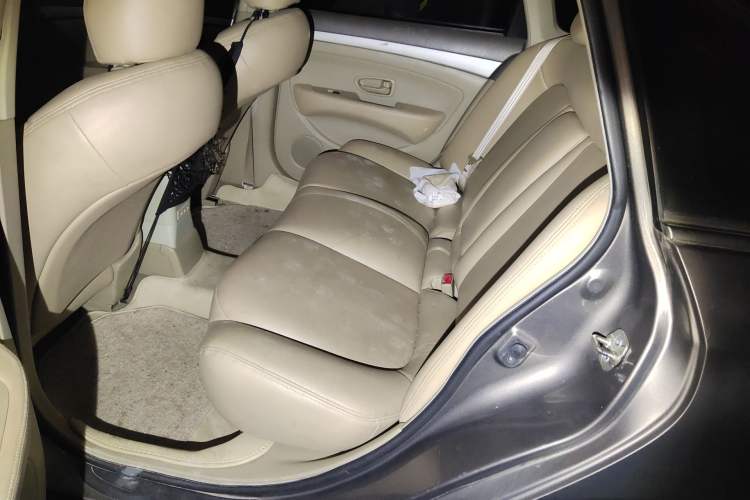 Used Nissan Sylphy 2012 Classic 1.6XE Manual Comfort Edition Left Rear Seat