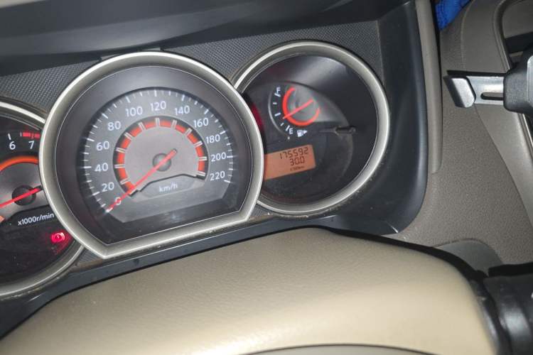Used Nissan Sylphy 2012 Classic 1.6XE Manual Comfort Edition Odometer Close Up