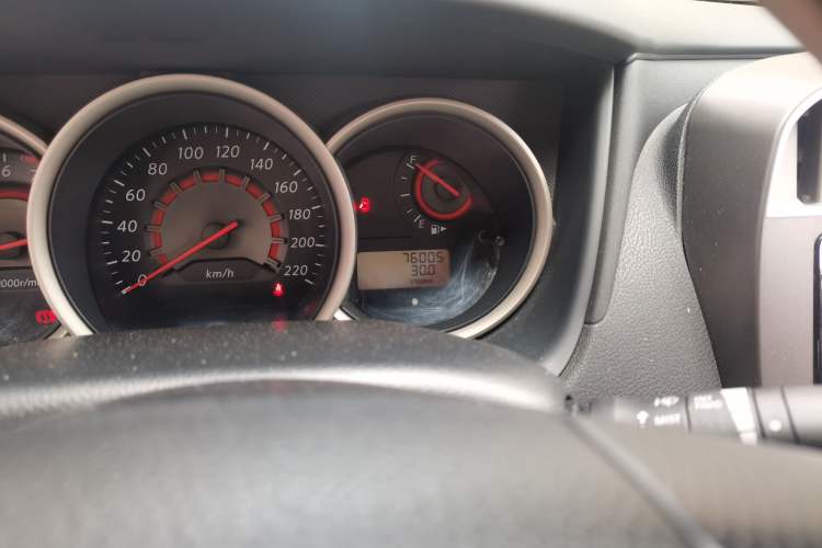Used Nissan Sylphy 2012 Classic 1.6XE Manual Comfort Edition Odometer Close Up
