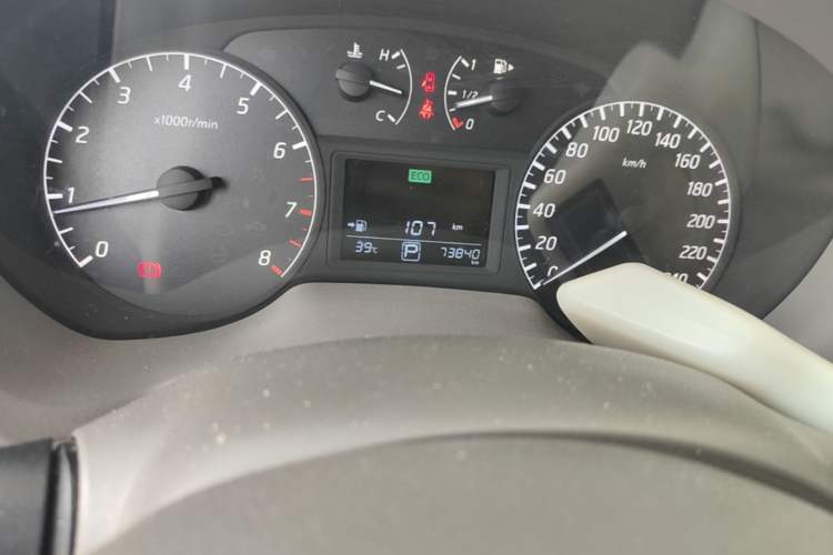 Used Nissan Sylphy 2012 1.6 XL CVT Luxury Edition Odometer Close Up