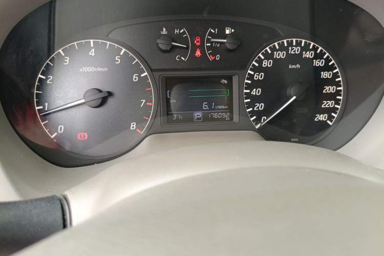 Used Nissan Sylphy 2012 1.6 XL CVT Luxury Edition Odometer Close Up