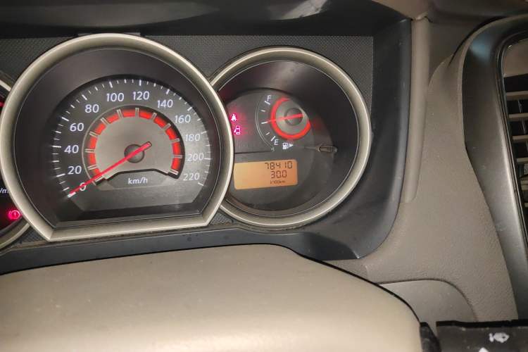 Used Nissan Sylphy 2012 Classic 1.6XE Manual Comfort Edition Odometer Close Up