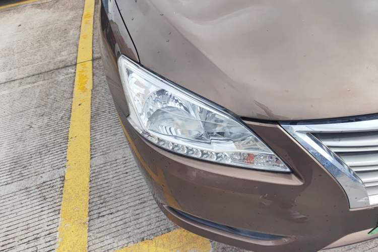 Used Nissan Sylphy 2012 1.6XE Manual Comfort Edition Right Front Headlight