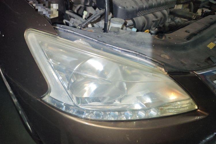 Used Nissan Sylphy 2012 1.6 XL CVT Luxury Edition Right Front Headlight