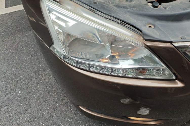 Used Nissan Sylphy 2012 1.6 XL CVT Luxury Edition Right Front Headlight