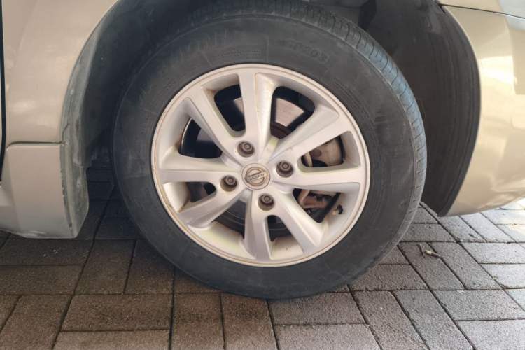 Used Nissan Sylphy 2012 Classic 1.6XE Automatic Comfort Edition Right Front Wheel Hub