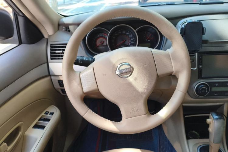 Used Nissan Sylphy 2012 Classic 1.6XE Automatic Comfort Edition Steering Wheel
