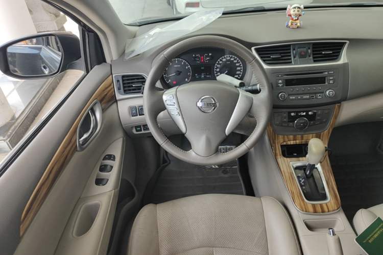 Used Nissan Sylphy 2012 1.6 XL CVT Luxury Edition Steering Wheel