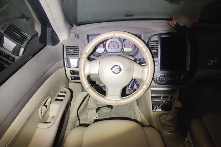 Used Nissan Sylphy 2012 Classic 1.6XE Manual Comfort Edition Steering Wheel
