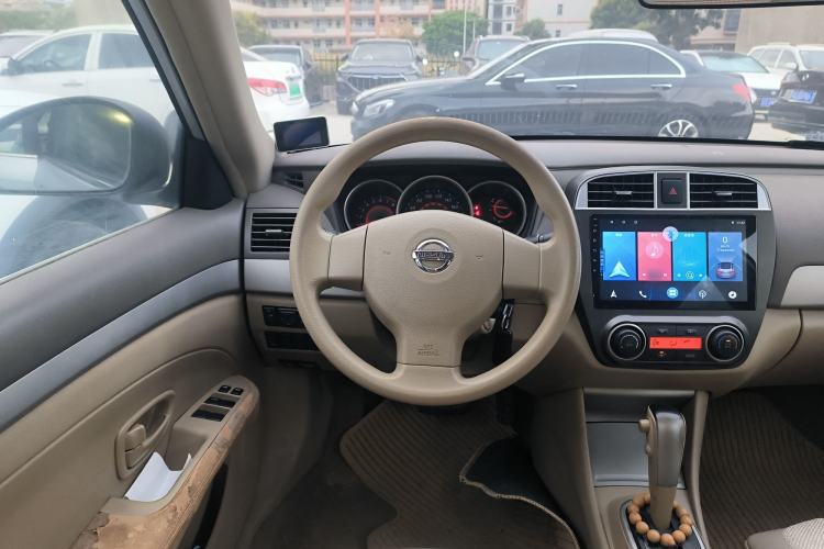 Used Nissan Sylphy 2012 Classic 1.6XE Automatic Comfort Edition Steering Wheel