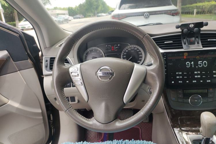 Used Nissan Sylphy 2012 1.8XL CVT Luxury Edition Steering Wheel