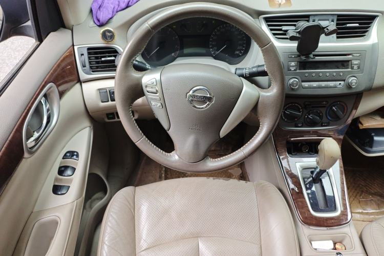 Used Nissan Sylphy 2012 1.6 XL CVT Luxury Edition Steering Wheel