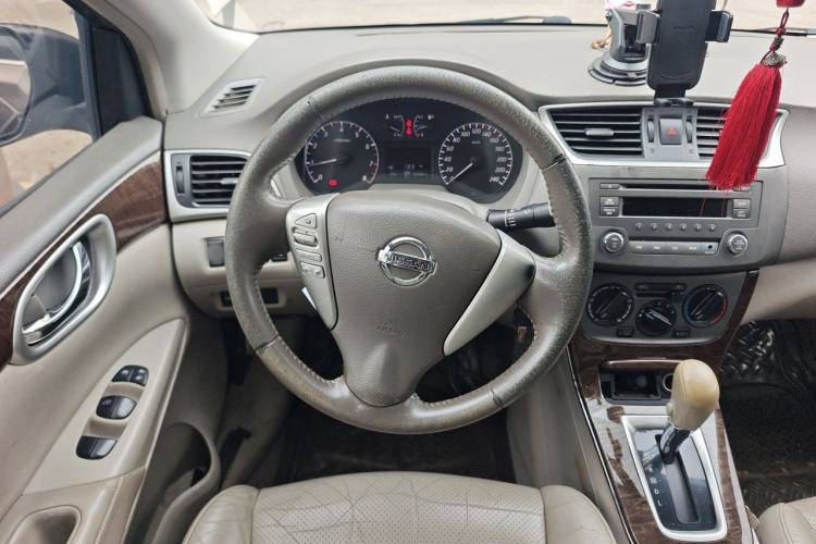 Used Nissan Sylphy 2012 1.6 XL CVT Luxury Edition Steering Wheel