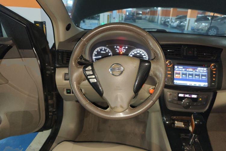 Used Nissan Sylphy 2012 1.8XL CVT Luxury Edition Steering Wheel