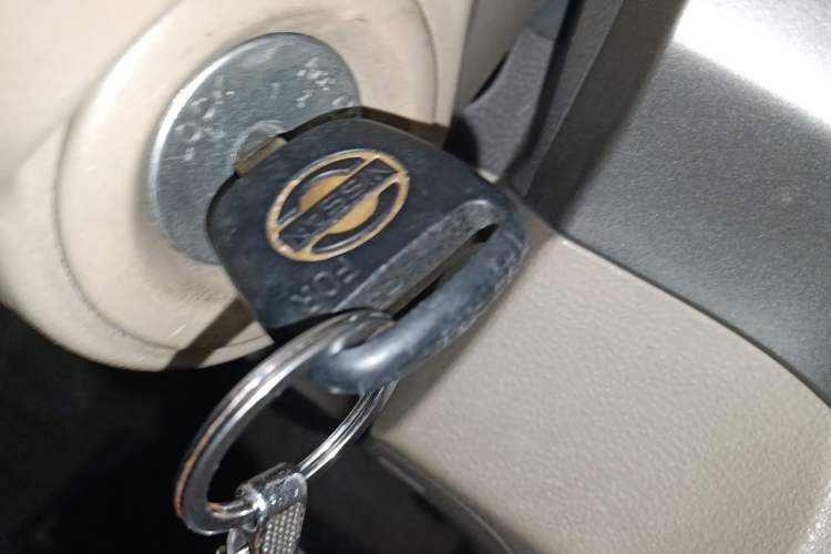 Used Nissan Sylphy 2012 Classic 1.6XE Automatic Comfort Edition Vehicle Key