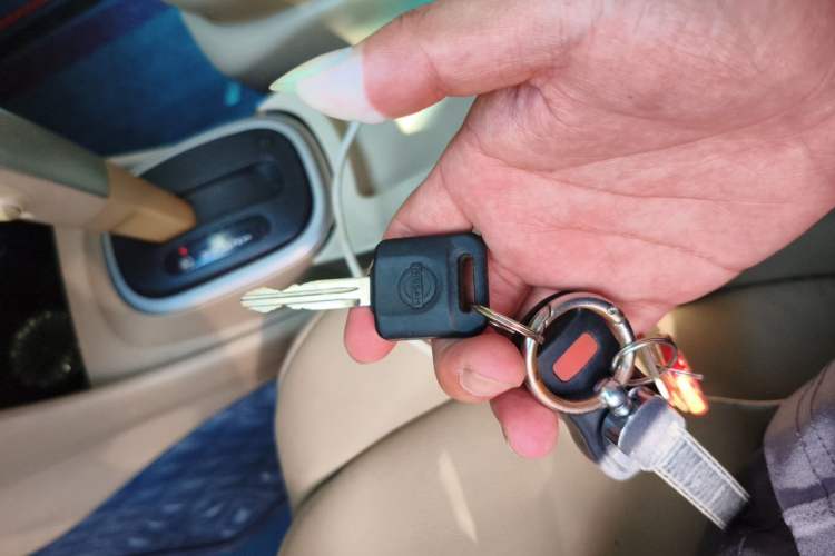 Used Nissan Sylphy 2012 Classic 1.6XE Automatic Comfort Edition Vehicle Key