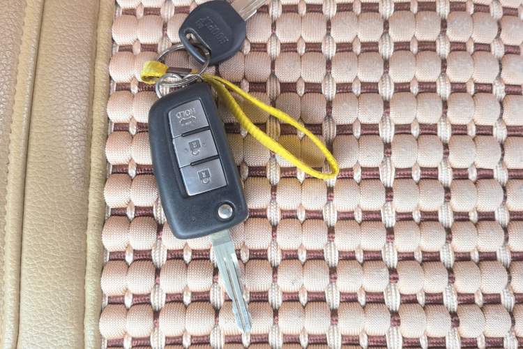 Used Nissan Sylphy 2012 1.6XE Manual Comfort Edition Vehicle Key