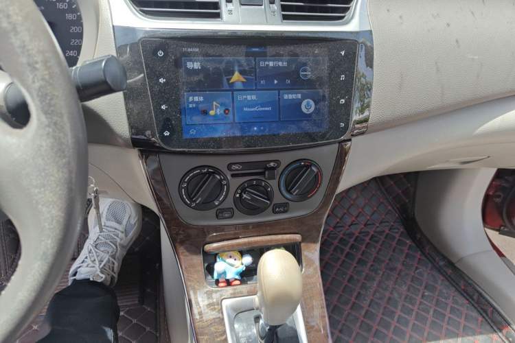 Used Nissan Sylphy 2012 1.6 XL CVT Luxury Edition Audio And AC Panel