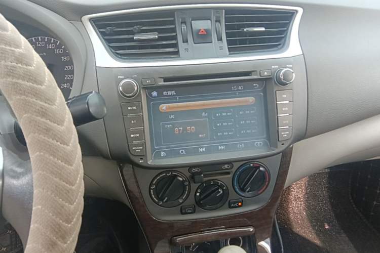 Used Nissan Sylphy 2012 1.6 XL CVT Luxury Edition Audio And AC Panel