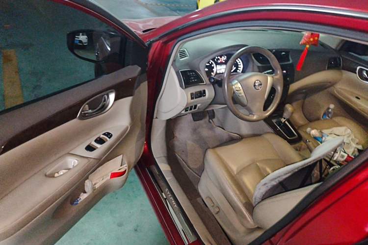 Used Nissan Sylphy 2012 1.8XL CVT Luxury Edition Driver Seat