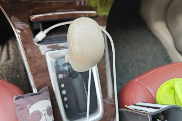 Used Nissan Sylphy 2012 1.6 XL CVT Luxury Edition Gear Lever