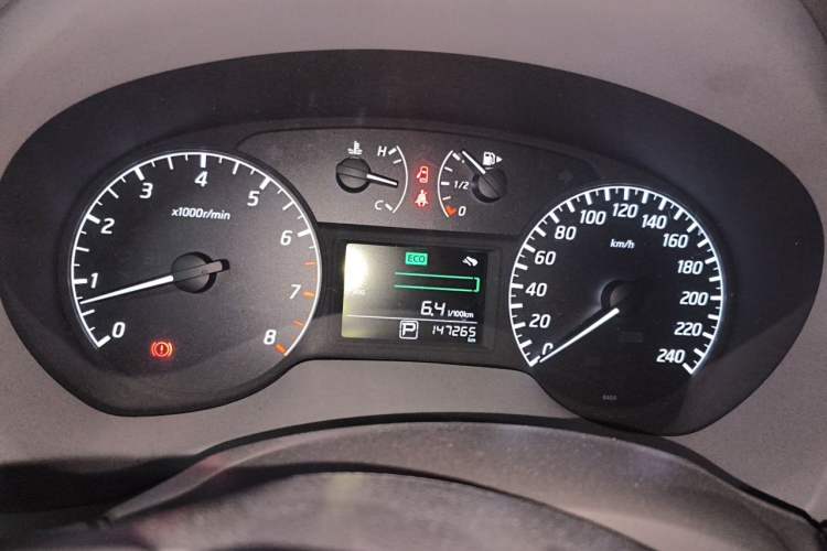 Used Nissan Sylphy 2012 1.6 XL CVT Luxury Edition Instrument Cluster