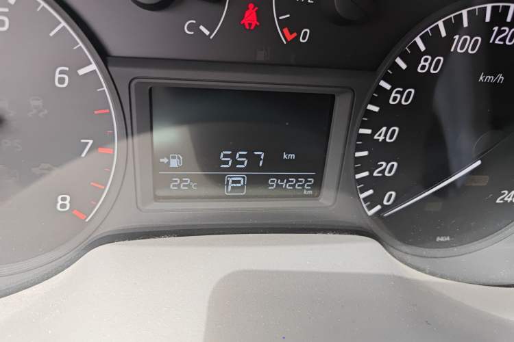 Used Nissan Sylphy 2012 1.6 XL CVT Luxury Edition Odometer Close Up