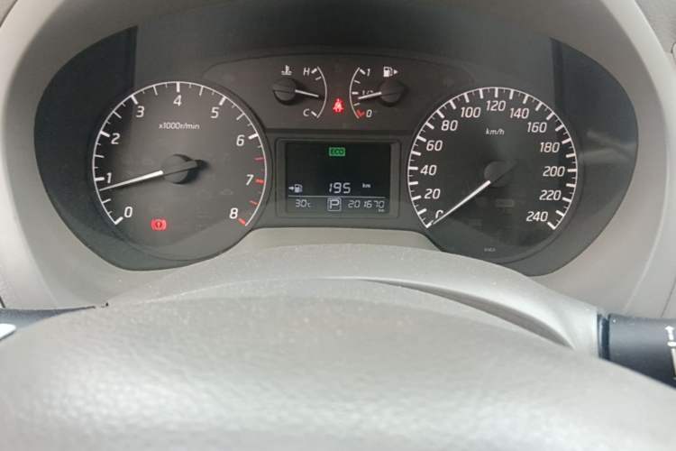 Used Nissan Sylphy 2012 1.6 XL CVT Luxury Edition Odometer Close Up