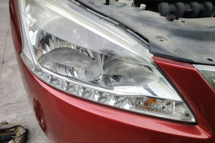 Used Nissan Sylphy 2012 1.6 XL CVT Luxury Edition Right Front Headlight