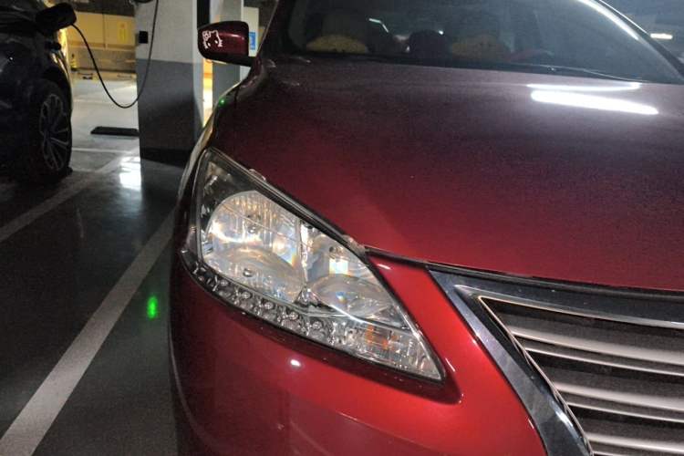 Used Nissan Sylphy 2012 1.6 XL CVT Luxury Edition Right Front Headlight