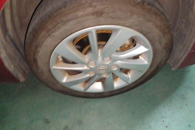 Used Nissan Sylphy 2012 1.8XL CVT Luxury Edition Right Front Wheel Hub