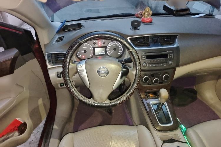 Used Nissan Sylphy 2012 1.6 XL CVT Luxury Edition Steering Wheel
