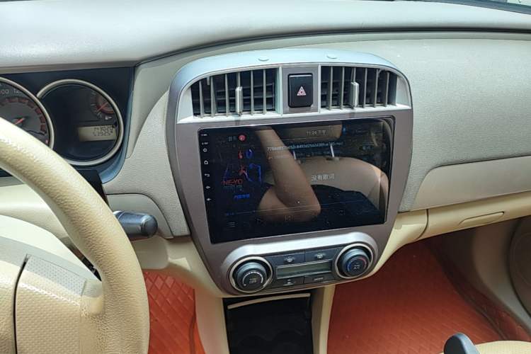 Used Nissan Sylphy 2012 Classic 1.6XE Manual Comfort Edition Audio And AC Panel