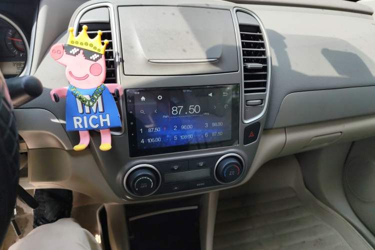 Used Nissan Sylphy 2012 1.6XE Manual Comfort Edition Audio And AC Panel