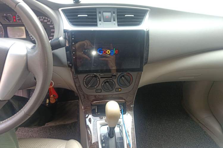 Used Nissan Sylphy 2012 1.6 XL CVT Luxury Edition Audio And AC Panel
