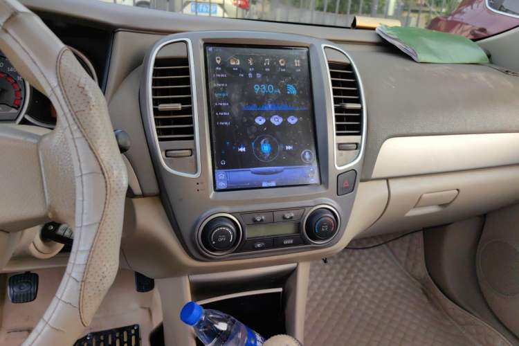Used Nissan Sylphy 2012 Classic 1.6XE Manual Comfort Edition Audio And AC Panel