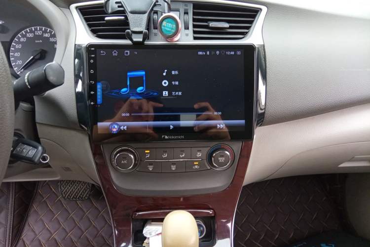 Used Nissan Sylphy 2012 1.6XE CVT Comfort Edition Audio And AC Panel