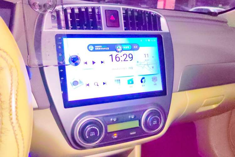 Used Nissan Sylphy 2012 Classic 1.6XE Automatic Comfort Edition Audio And AC Panel