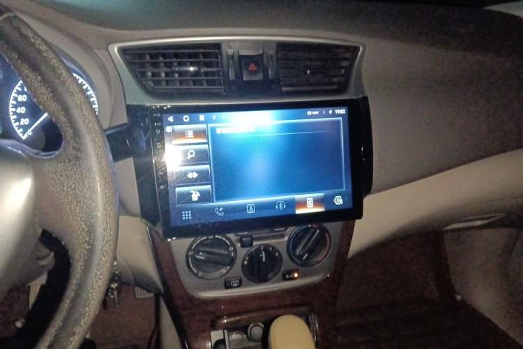 Used Nissan Sylphy 2012 1.6 XL CVT Luxury Edition Audio And AC Panel