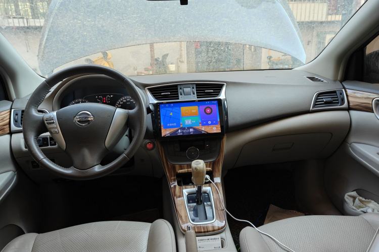 Used Nissan Sylphy 2012 1.8XL CVT Luxury Edition Center Console