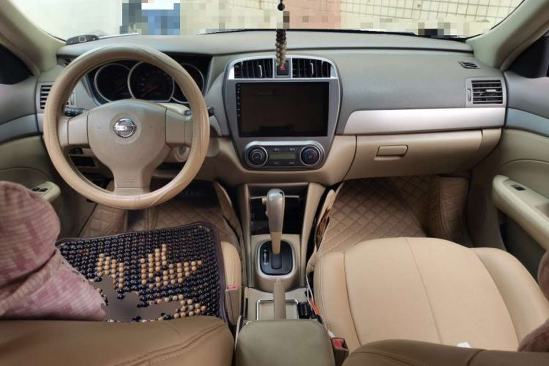 Used Nissan Sylphy 2012 Classic 1.6XE Automatic Comfort Edition Center Console