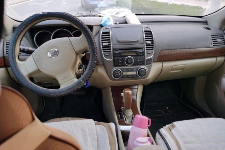 Used Nissan Sylphy 2012 Classic 1.6XE Automatic Comfort Edition Center Console