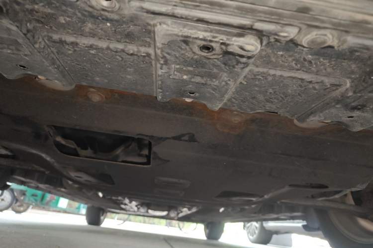 Used Nissan Sylphy 2012 Classic 1.6XE Manual Comfort Edition Chassis Front