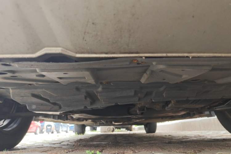 Used Nissan Sylphy 2012 Classic 1.6XE Automatic Comfort Edition Chassis Front