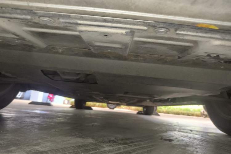 Used Nissan Sylphy 2012 Classic 1.6XE Manual Comfort Edition Chassis Front