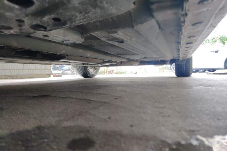 Used Nissan Sylphy 2012 1.6 XL Manual Luxury Edition Chassis Front Left