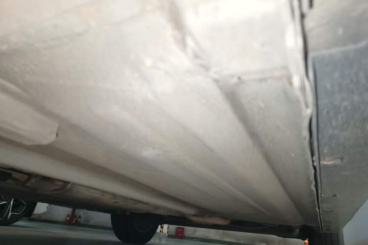 Used Nissan Sylphy 2012 Classic 1.6XE Manual Comfort Edition Chassis Front Left