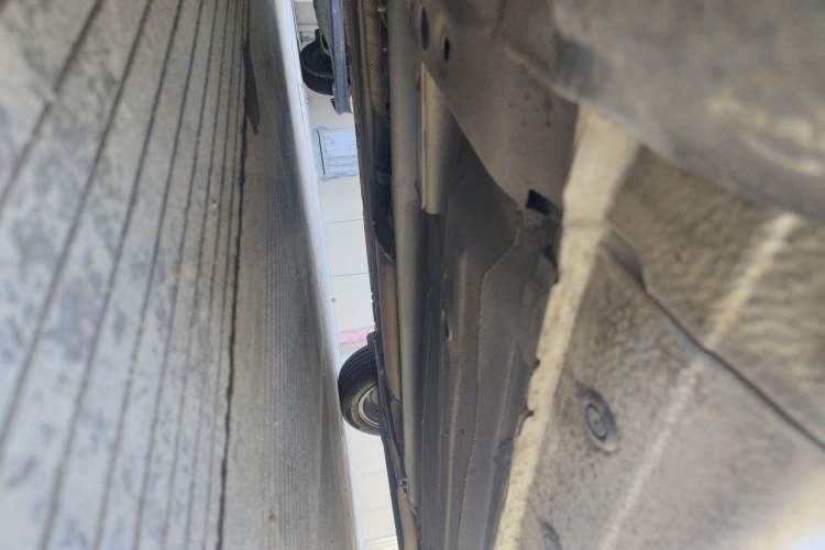 Used Nissan Sylphy 2012 1.6 XL Manual Luxury Edition Chassis Front Left