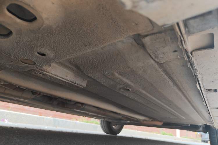 Used Nissan Sylphy 2012 Classic 1.6XE Manual Comfort Edition Chassis Front Left